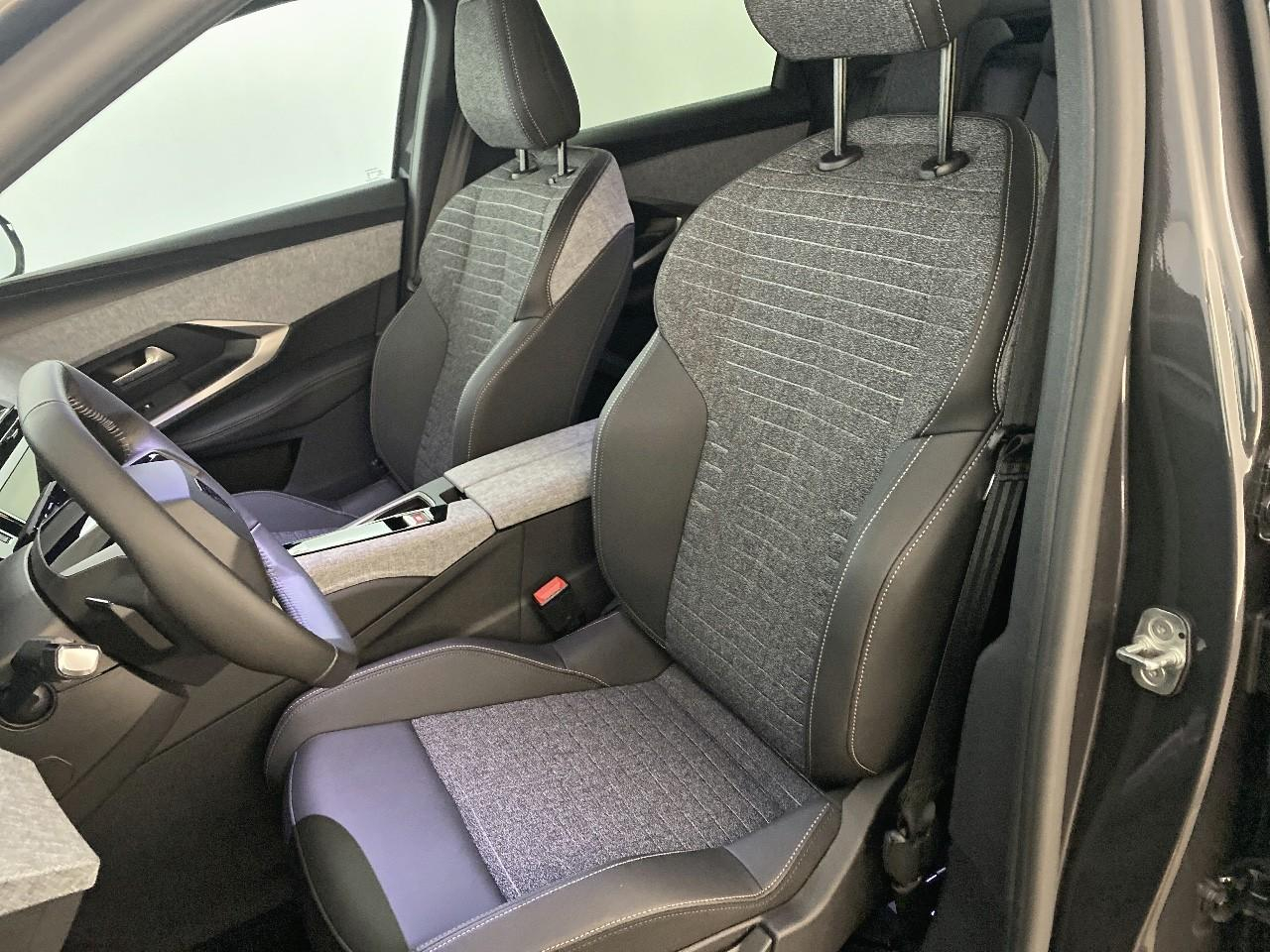 Peugeot 3008 electrique 210 ch 73 kwh allure — photo 9