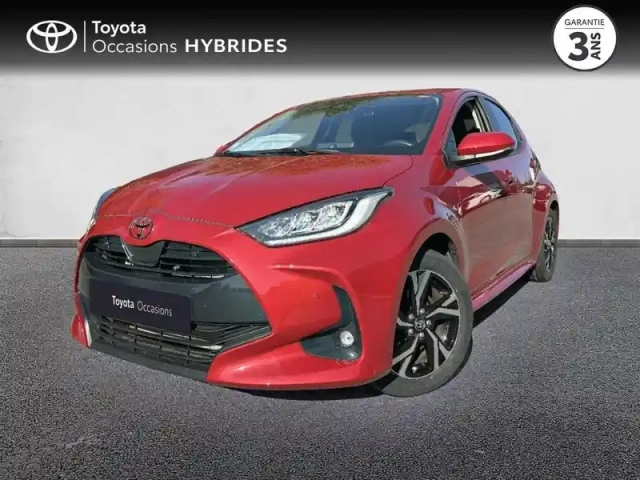Toyota Yaris 116h design 5p mc24