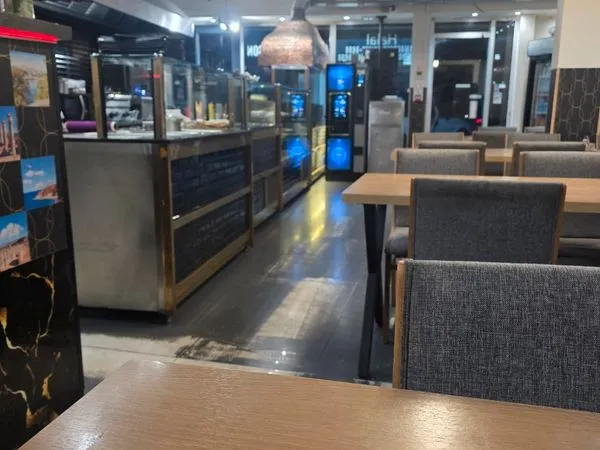 Restaurant urgent 400 mille