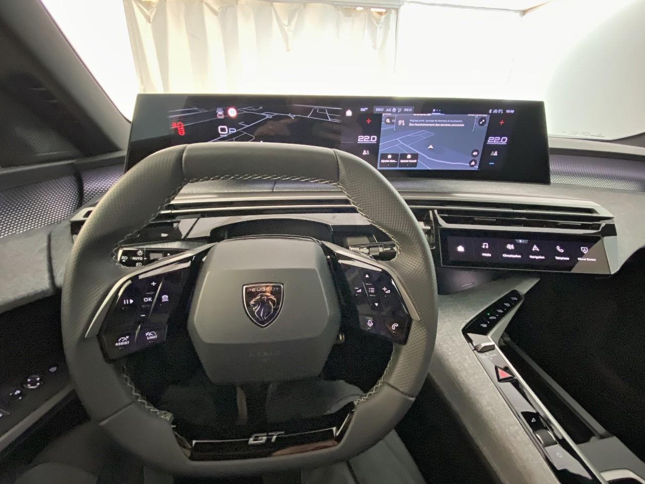 Peugeot 3008 hybrid 145 e-dcs6 gt — photo 12