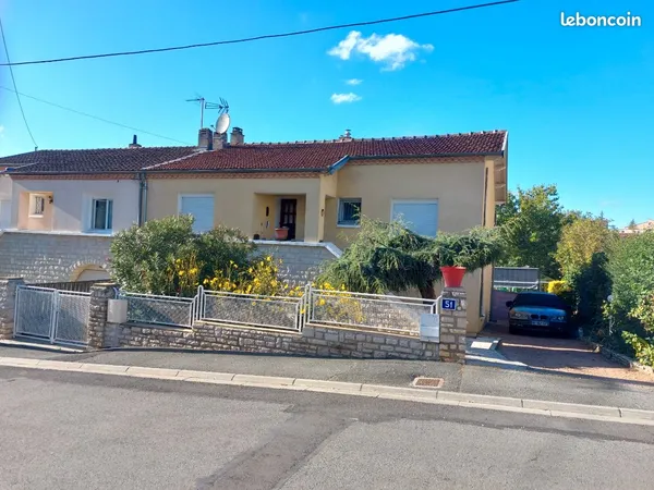 Maison familiale 105 m² - 4 chambres, jardin et double garage - Trélissac
