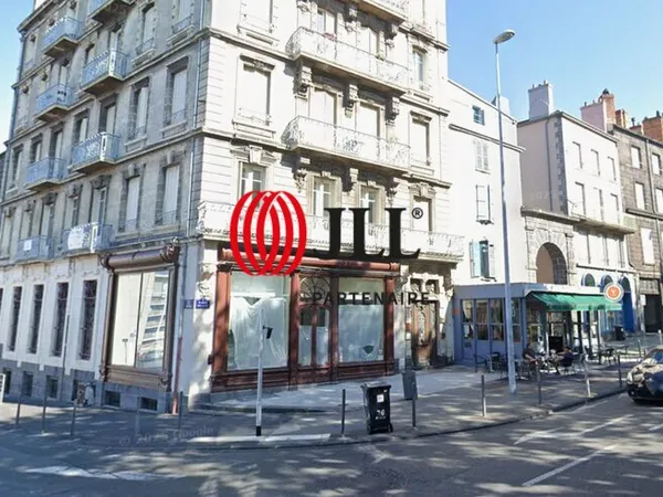 Local commercial 368 m²