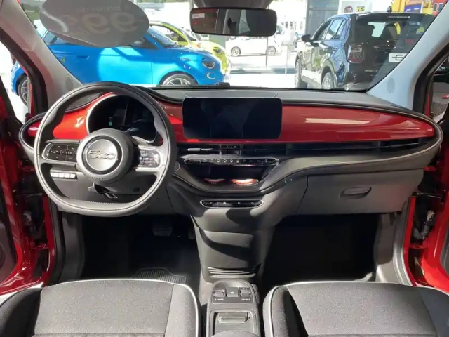 Fiat 500 3+1 e 95 ch — photo 15