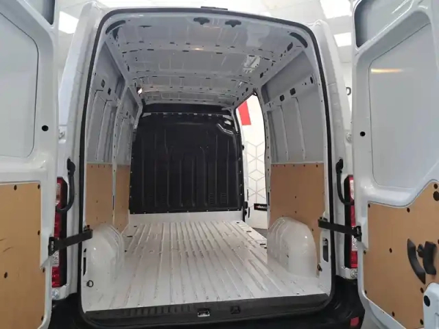 Renault Master fgn trac f3300 l2h2 blue dci 135 — photo 20