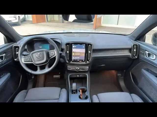 Volvo Ex40 twin performance 442ch ultra awd — photo 4
