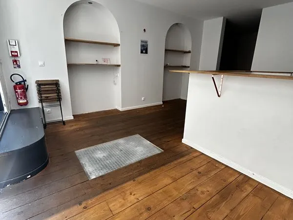 Local commercial 43 m² Bordeaux