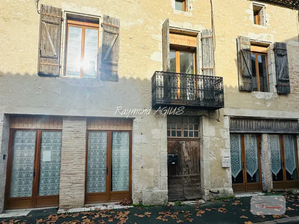 4 charmants logements Excellente opportunité d'investissement
