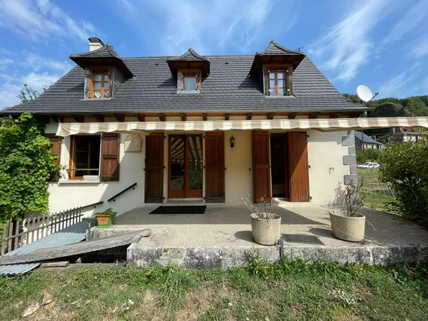 Maison Laroquevieille 5 pièce(s) 87 m2