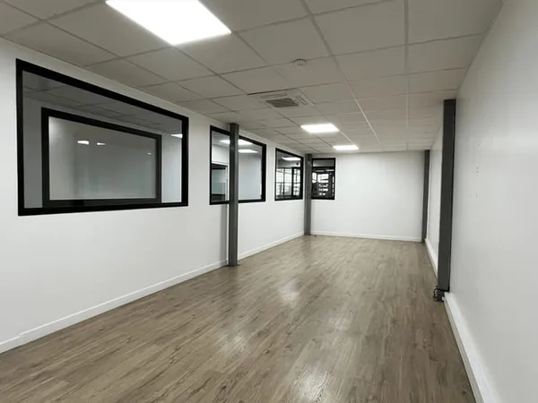 Bureaux 170 m²