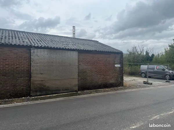 Bâtiment /hangar
