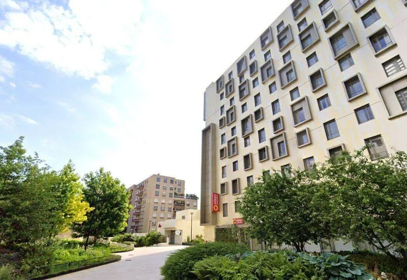 Photo 1