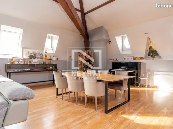 Appartement 6 pièces 186 m²