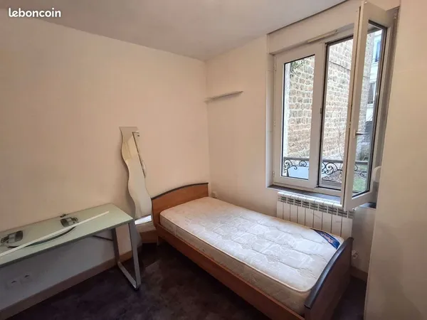 Chambre ÉTUDIANT