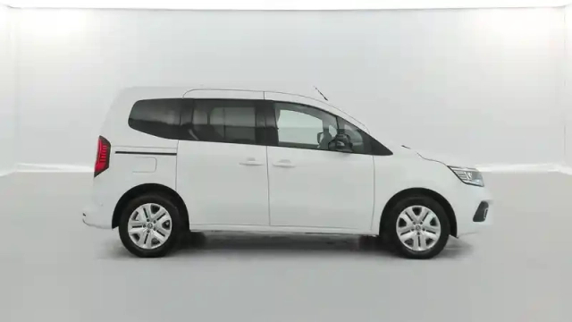 Renault Kangoo blue dci 95 — photo 20