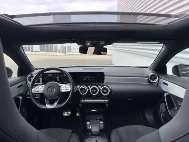 Mercedes Cla 250 e shooting brake amg l — photo 11