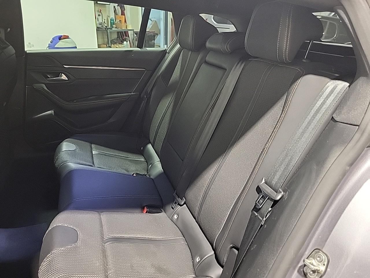 Peugeot 508 sw hybrid 225 e-eat8 gt — photo 13