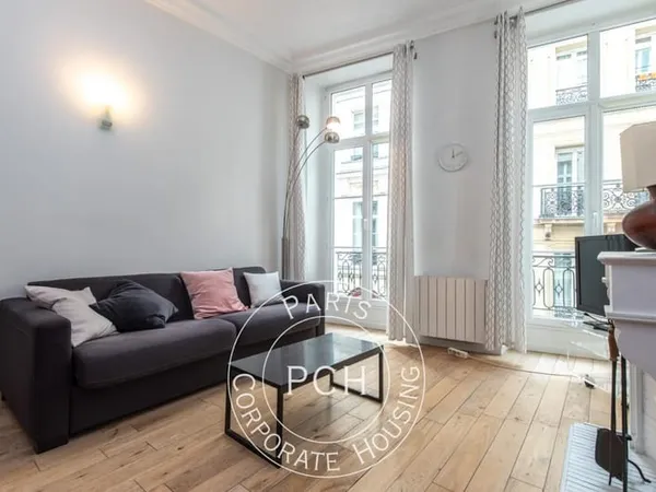 3 pièces meublé, 8e arrondissement