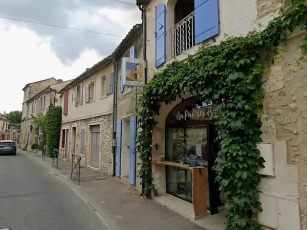 Fonds de commerce 100 m²