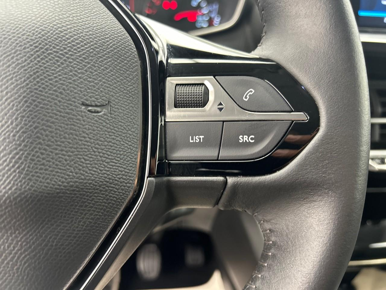 Peugeot 2008 puretech 130 s&s bvm6 allure — photo 23