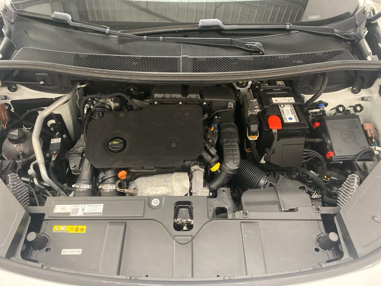 Ds Ds 7 crossback crossback bluehdi 130 eat8 performance line — photo 15