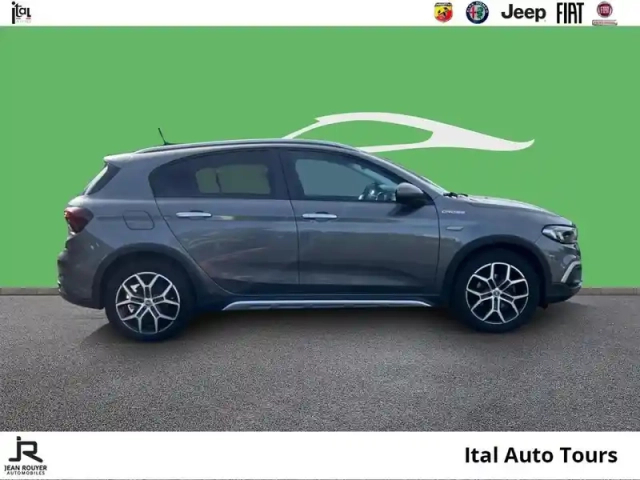 Fiat Tipo cross 1.6 jtd 130ch s/s plus/cross plus my22 — photo 4