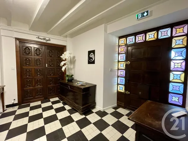 Maison 9 pièces 389 m²