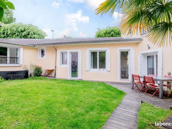 Vends maison atypique 102m² avec jardin plein sud - Avenue du Chateau - Meudon Bellevue