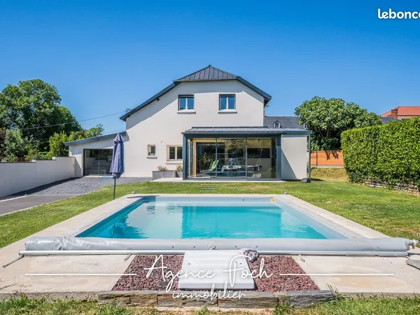 Maison 5 pièces 160 m²