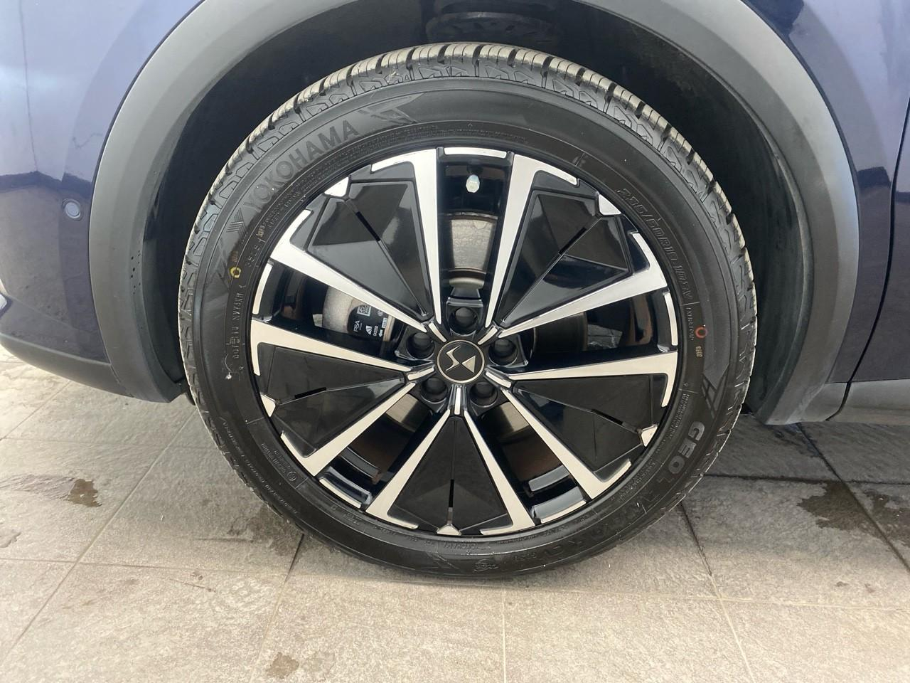 Ds Ds 7 crossback crossback hybride e-tense 225 eat8 ligne noire — photo 11