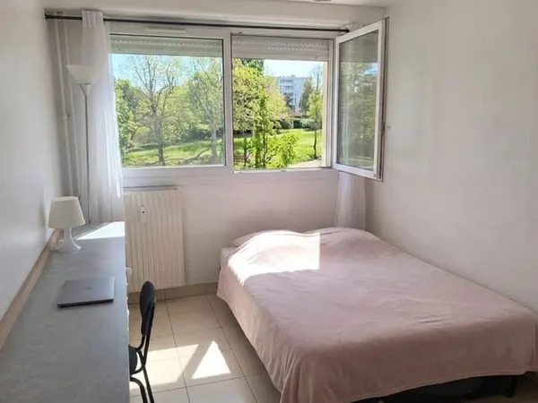 Studio 1 pièce 16 m²