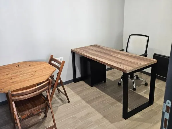 Loue bureau privatif meublé à Limoges
