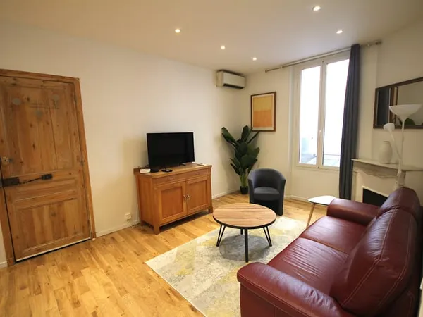 A VENDRE APPARTEMENT 2/3 PIECES CANNES BANANE