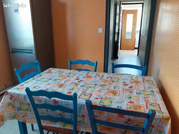 QUIMPER IUT Chambre meublée propre et calme pour étudiante