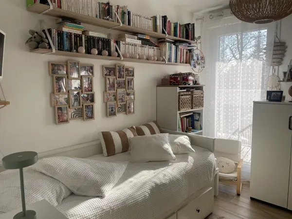 Chambre pour étudiante