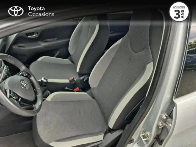 Toyota Aygo 1.0 vvt-i 72ch x-play 5p my20 — photo 11