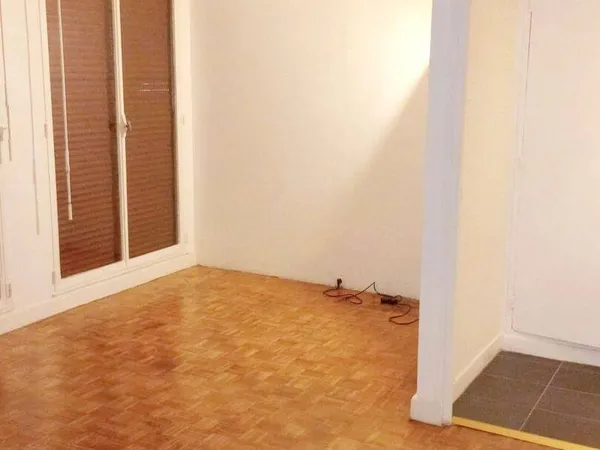 Studio 1 pièce 31 m²