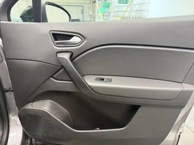 Renault Captur eco-g 100 ch — photo 14