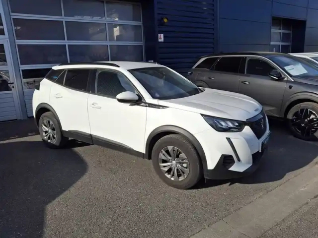 Peugeot 2008 puretech 130 s&amp;s bvm6 — photo 9