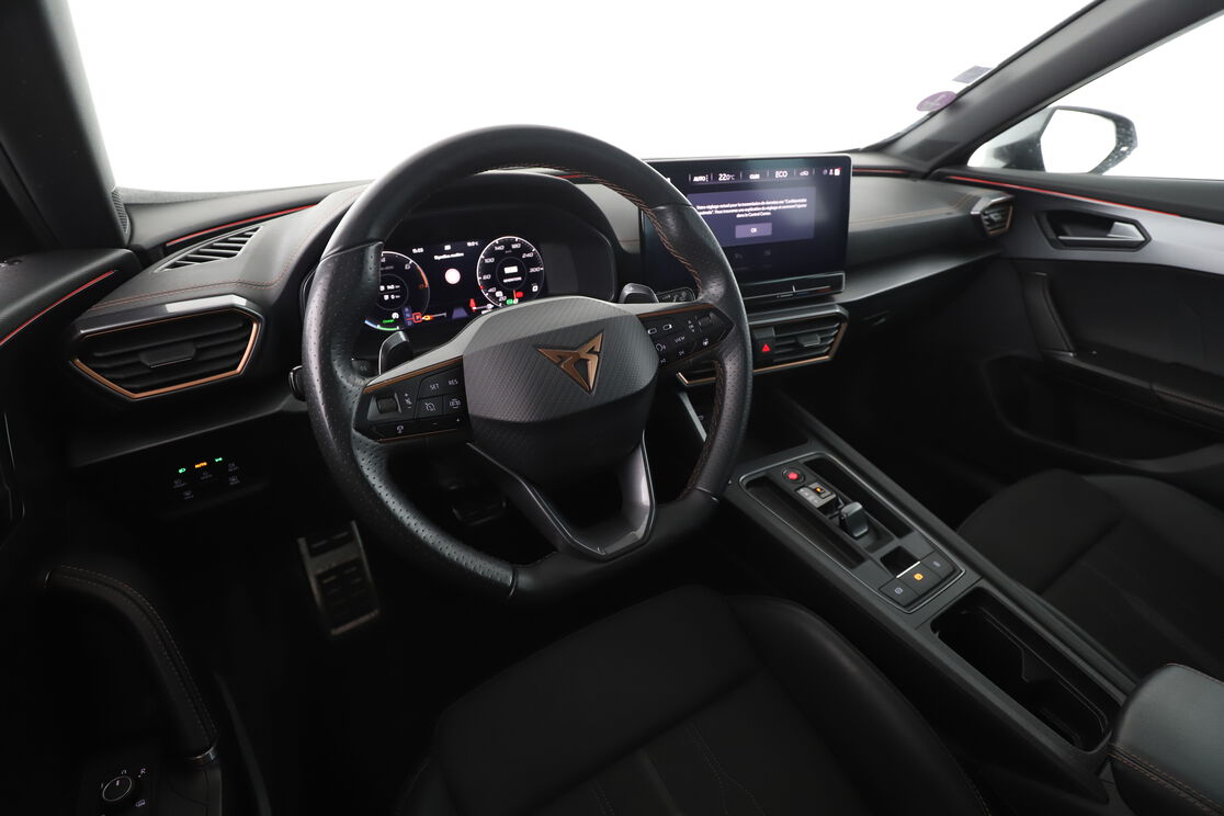 Cupra Formentor 1.4 e-HYBRID VZ DSG6 — photo 10
