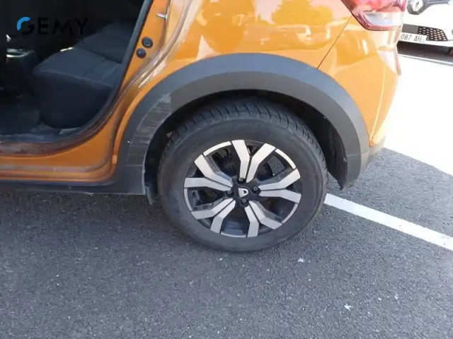 Dacia Sandero tce 90 — photo 11