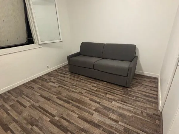 Studio rénové à neuf