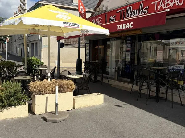 Fonds de commerce 1 pièce 140 m²