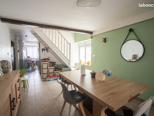 Triplex 6 pièces 96 m²