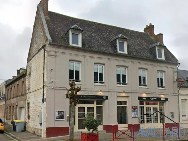 Maison 15 pièces 390 m²