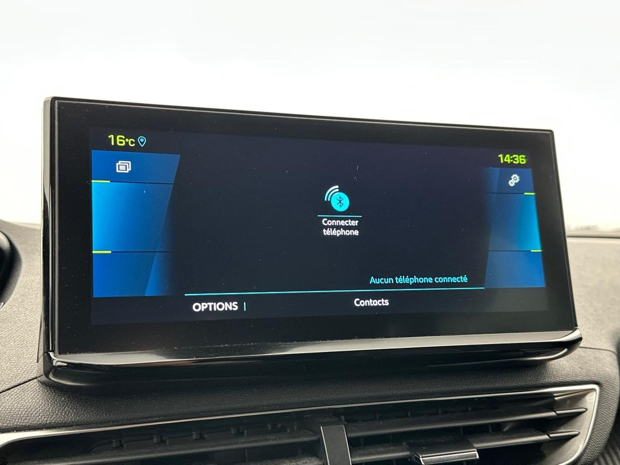 Peugeot 3008 hybrid 225 e-eat8 allure — photo 24
