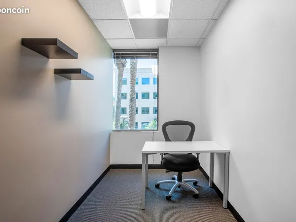 Bureau privé à louer - Regus Caluire Rillieux à Marcy-l'Étoile