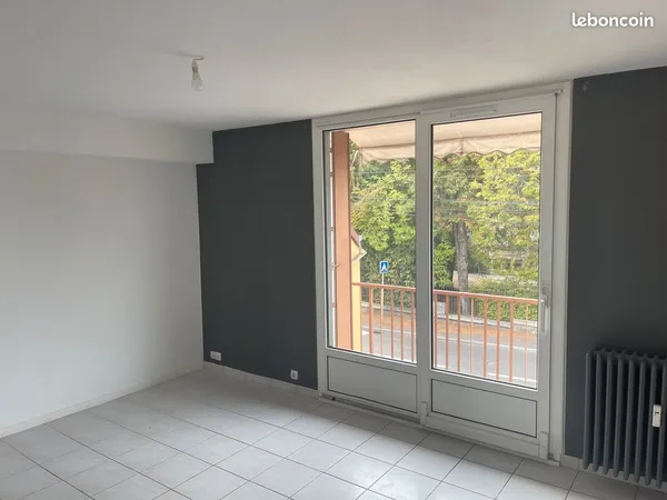 Appartement 3 pièces 59m2.garage cave