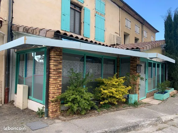 Local commerciale 107m