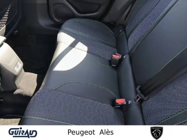 Peugeot 208 hybrid 110 e-dcs6 — photo 32