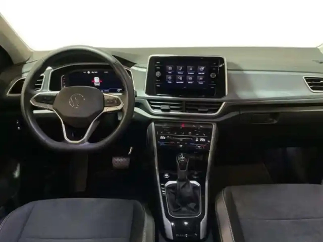 Volkswagen T-Roc 1.5 tsi evo2 150 start/stop dsg7 style edition — photo 8